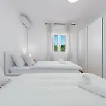 Lamar - With Heated Pool And Whirlpool