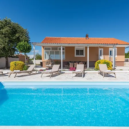 Lamar - With Heated Pool And Whirlpool *