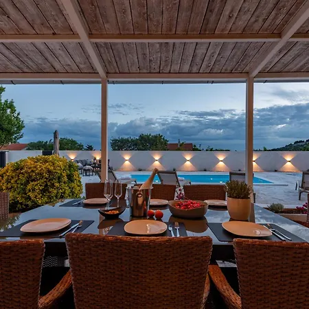 Lamar - With Heated Pool And Whirlpool Hébergement de vacances