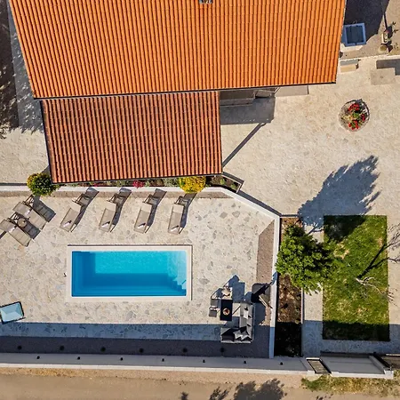 Lamar - With Heated Pool And Whirlpool *