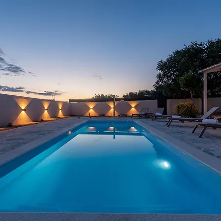 Lamar - With Heated Pool And Whirlpool *