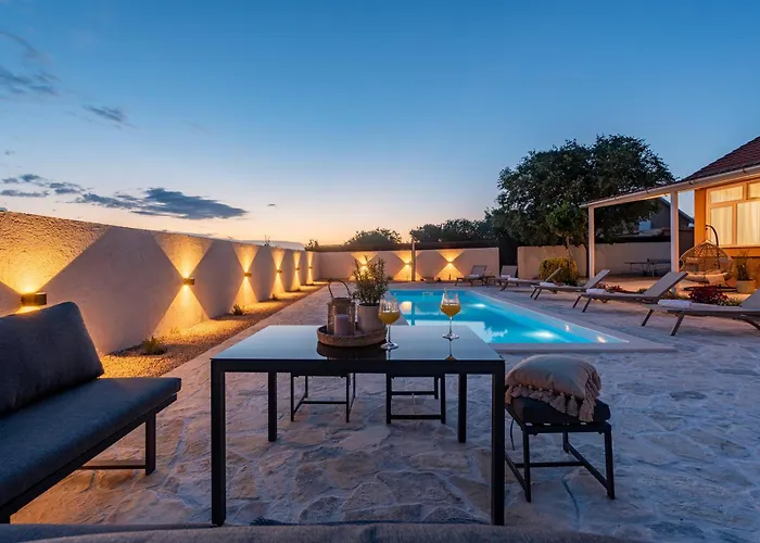 Lamar - With Heated Pool And Whirlpool *